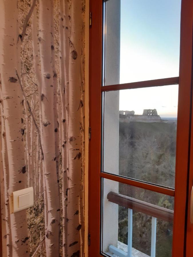 Chambres D'Hotes Sur La Courtine De Coucy Dış mekan fotoğraf