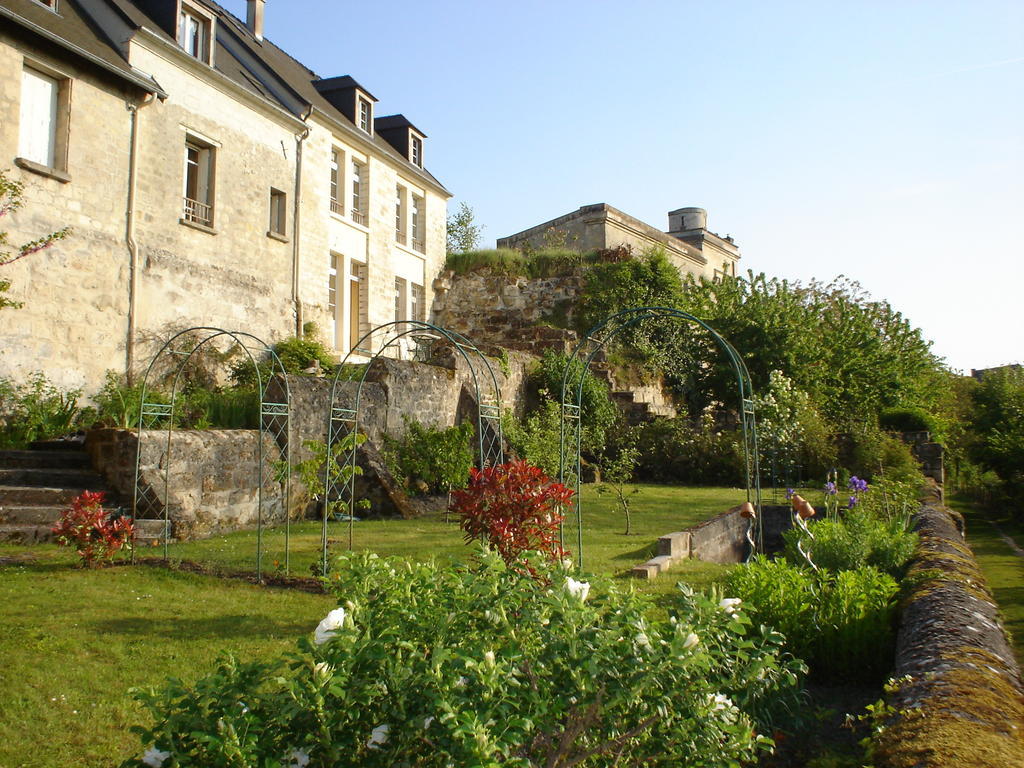 Chambres D'Hotes Sur La Courtine De Coucy Dış mekan fotoğraf