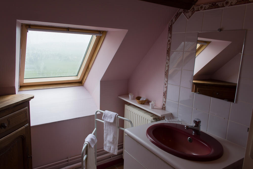 Chambres D'Hotes Sur La Courtine De Coucy Oda fotoğraf